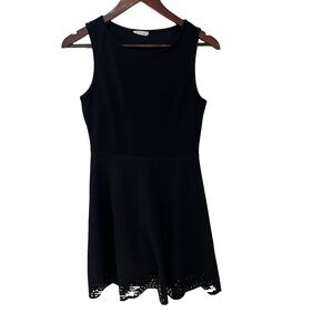 Elegant Black Sleeveless Dress